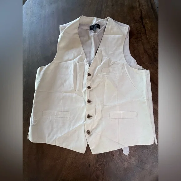Inc. International Concepts Men’s Linen Suit Vest and Pants.